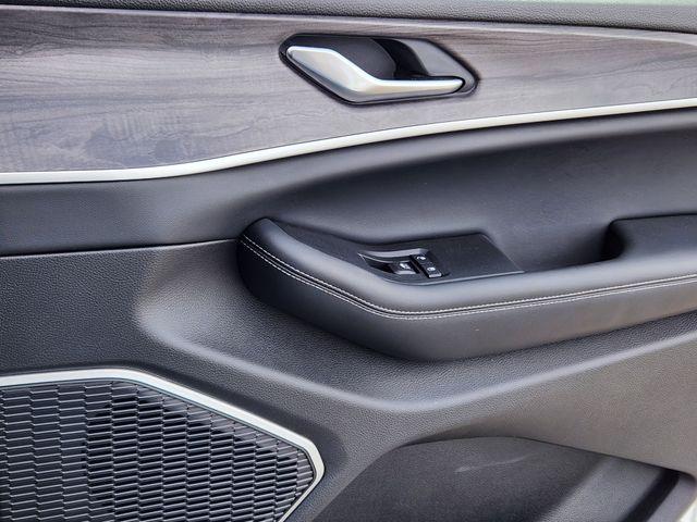 used 2023 Jeep Grand Cherokee car, priced at $27,201