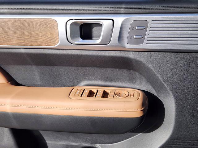 new 2026 Hyundai SANTA FE HEV car, priced at $52,260