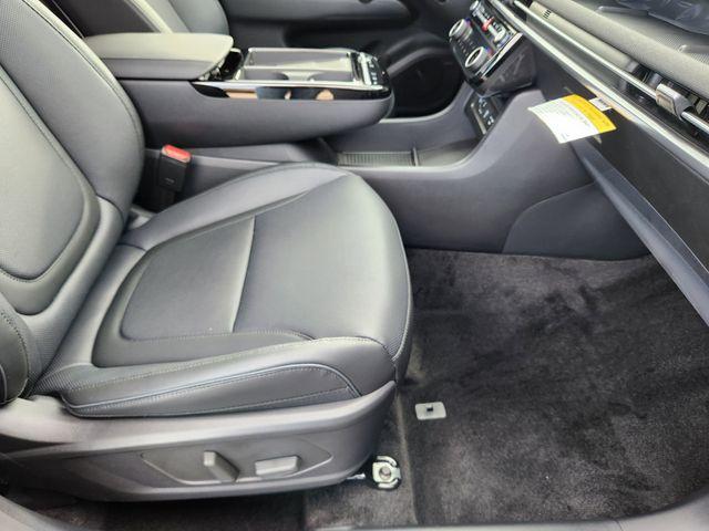 new 2026 Hyundai TUCSON Hybrid car, priced at $43,025