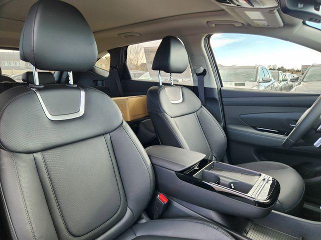 new 2026 Hyundai TUCSON Hybrid car, priced at $43,025