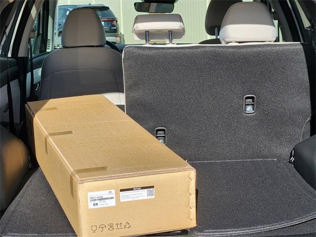 new 2026 Hyundai TUCSON Hybrid car, priced at $35,290