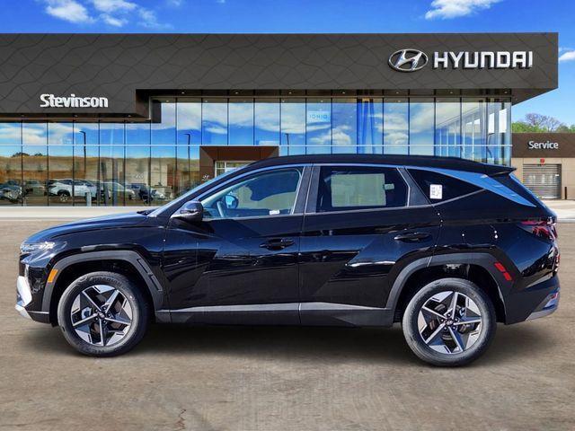 new 2026 Hyundai TUCSON Hybrid car, priced at $34,970