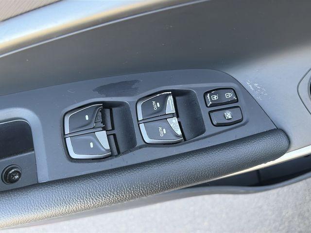 used 2018 Hyundai Santa Fe car, priced at $14,000