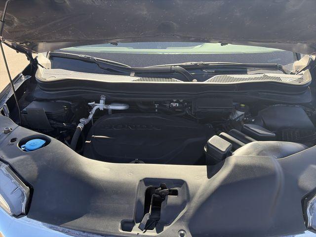 used 2021 Honda Pilot car, priced at $25,701