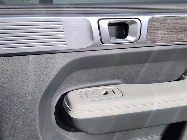 new 2026 Hyundai SANTA FE HEV car, priced at $50,975