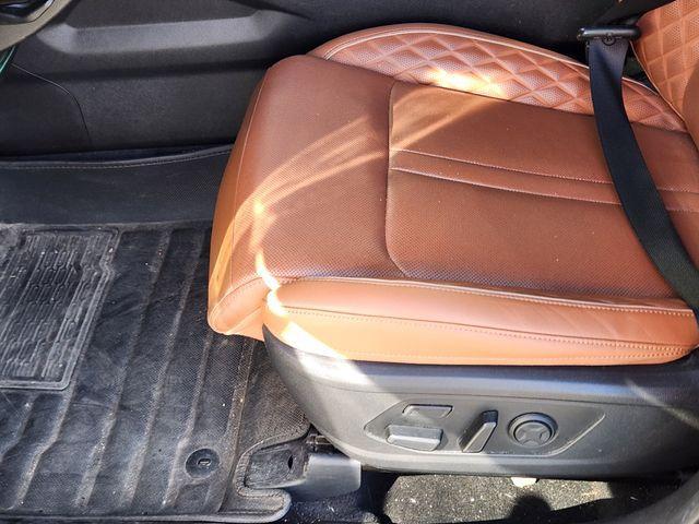 used 2023 Kia Sorento car, priced at $30,701