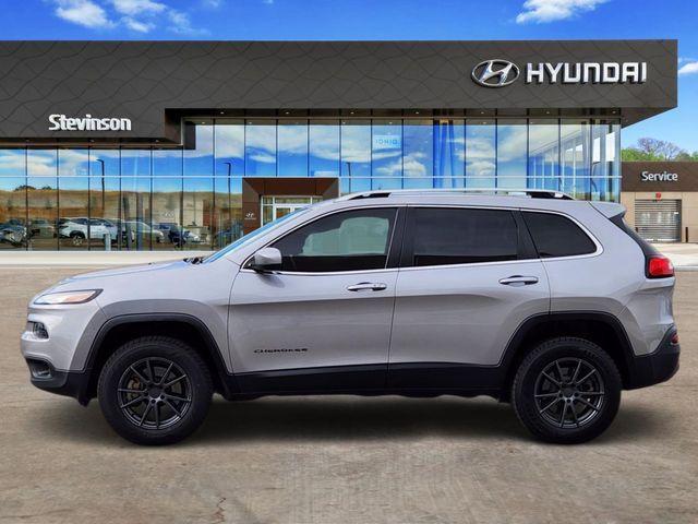 used 2018 Jeep Cherokee car, priced at $14,501