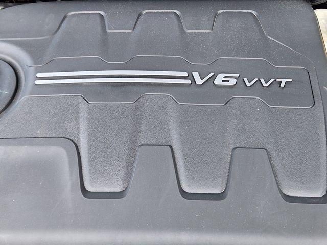 used 2018 Jeep Cherokee car, priced at $14,501