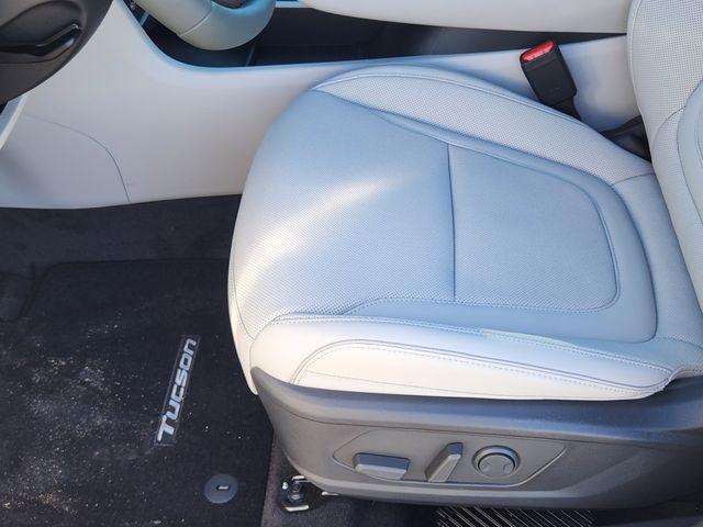 new 2026 Hyundai TUCSON Hybrid car, priced at $40,340