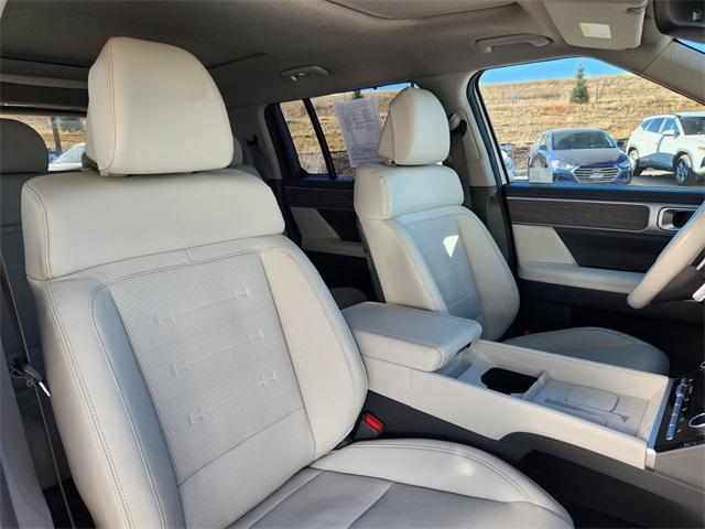 used 2024 Hyundai SANTA FE HEV car, priced at $35,201