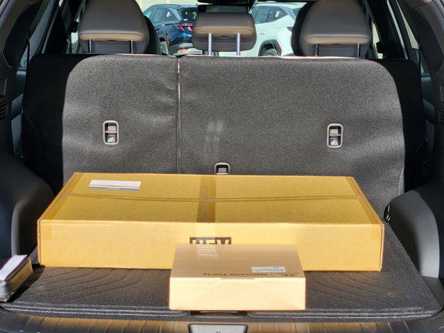 new 2026 Hyundai TUCSON Hybrid car, priced at $43,365