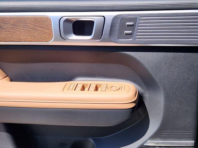 new 2026 Hyundai SANTA FE HEV car, priced at $52,275