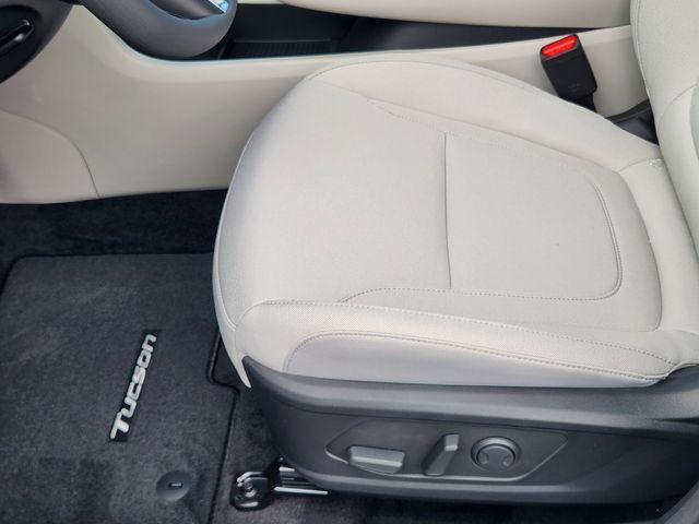 new 2026 Hyundai TUCSON Hybrid car, priced at $34,940