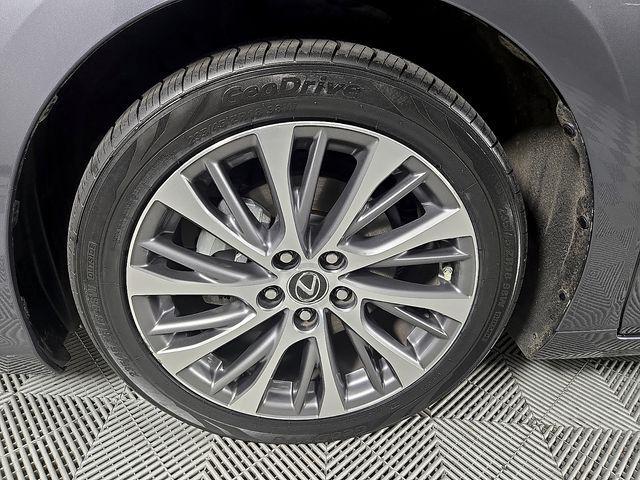 used 2019 Lexus ES 350 car, priced at $24,290