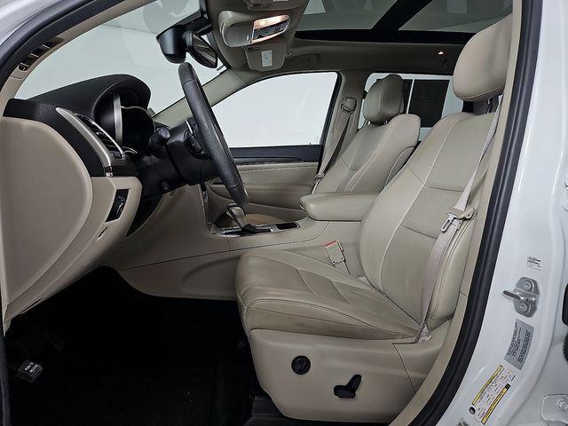 used 2017 Jeep Grand Cherokee car, priced at $17,490