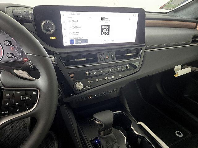 new 2025 Lexus ES 350 car, priced at $49,524