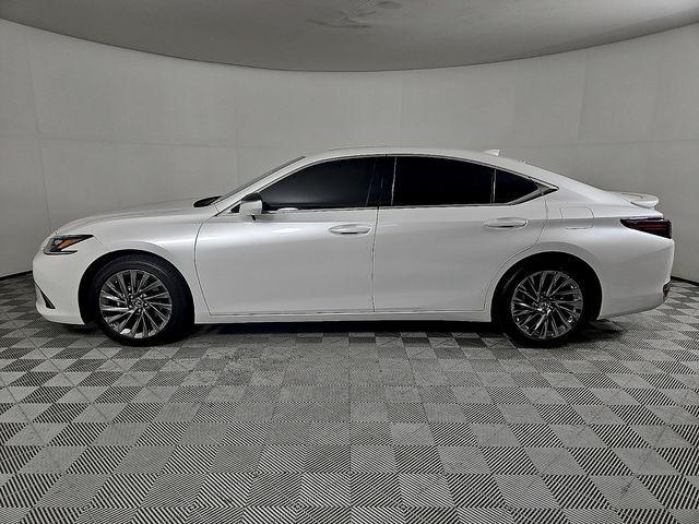 used 2025 Lexus ES 300h car, priced at $51,990