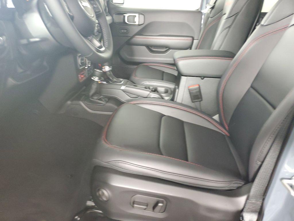 new 2026 Jeep Wrangler car, priced at $65,785