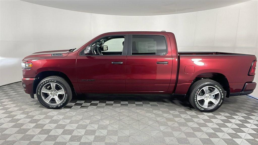 new 2025 Ram 1500 car, priced at $45,951