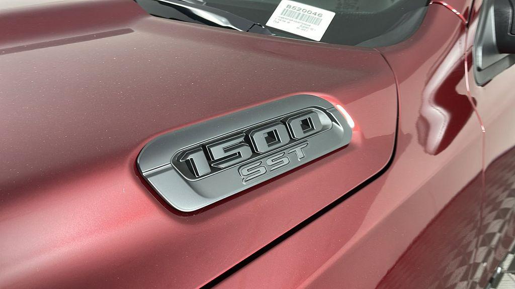 new 2025 Ram 1500 car, priced at $45,951