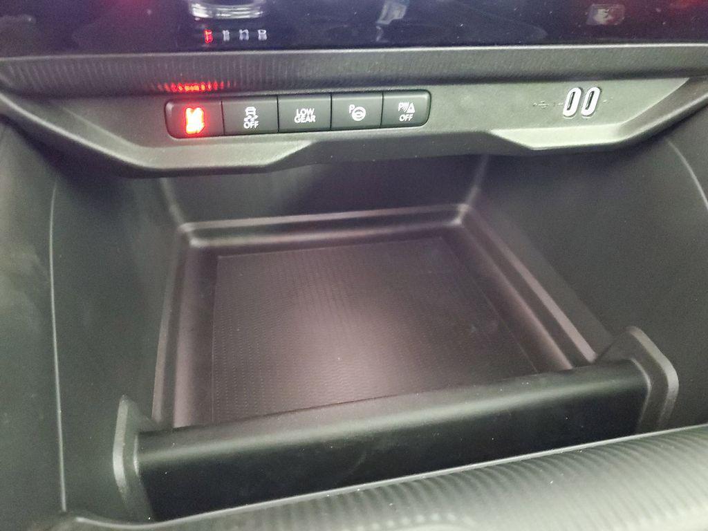 new 2026 Jeep Cherokee car, priced at $45,810