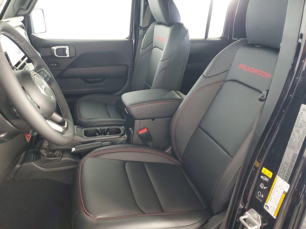 new 2026 Jeep Gladiator car, priced at $64,150