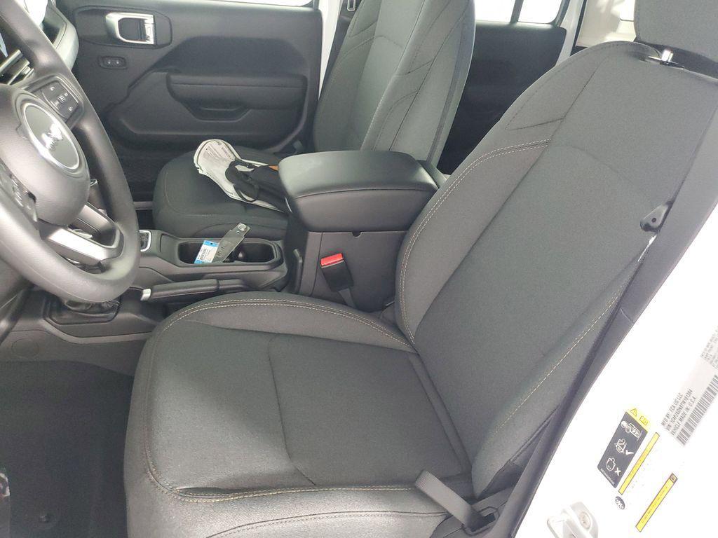 new 2026 Jeep Wrangler car, priced at $40,800