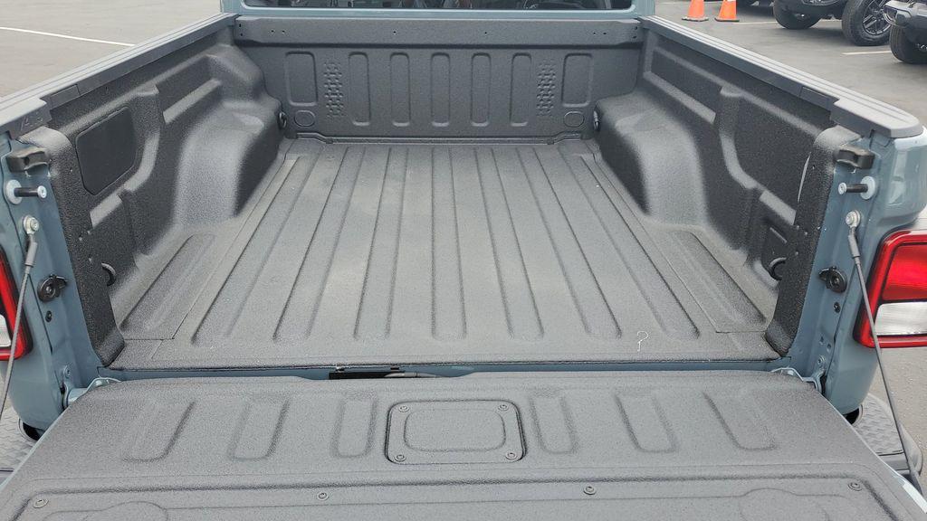 new 2026 Jeep Gladiator car, priced at $51,575