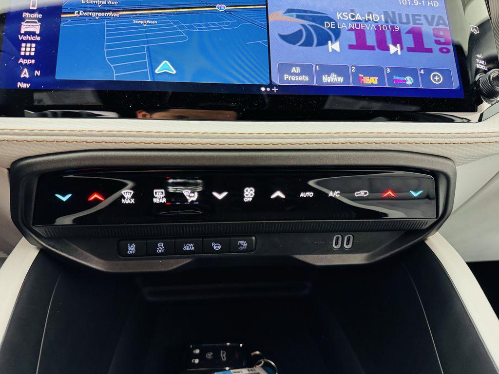 new 2026 Jeep Cherokee car, priced at $45,215