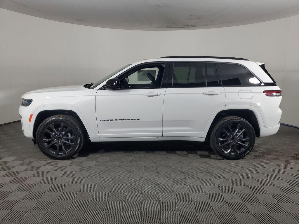 new 2026 Jeep Grand Cherokee car, priced at $45,720