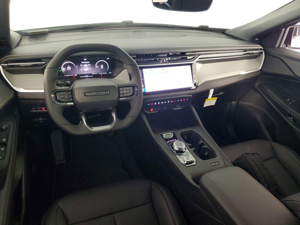 new 2026 Jeep Cherokee car, priced at $42,900