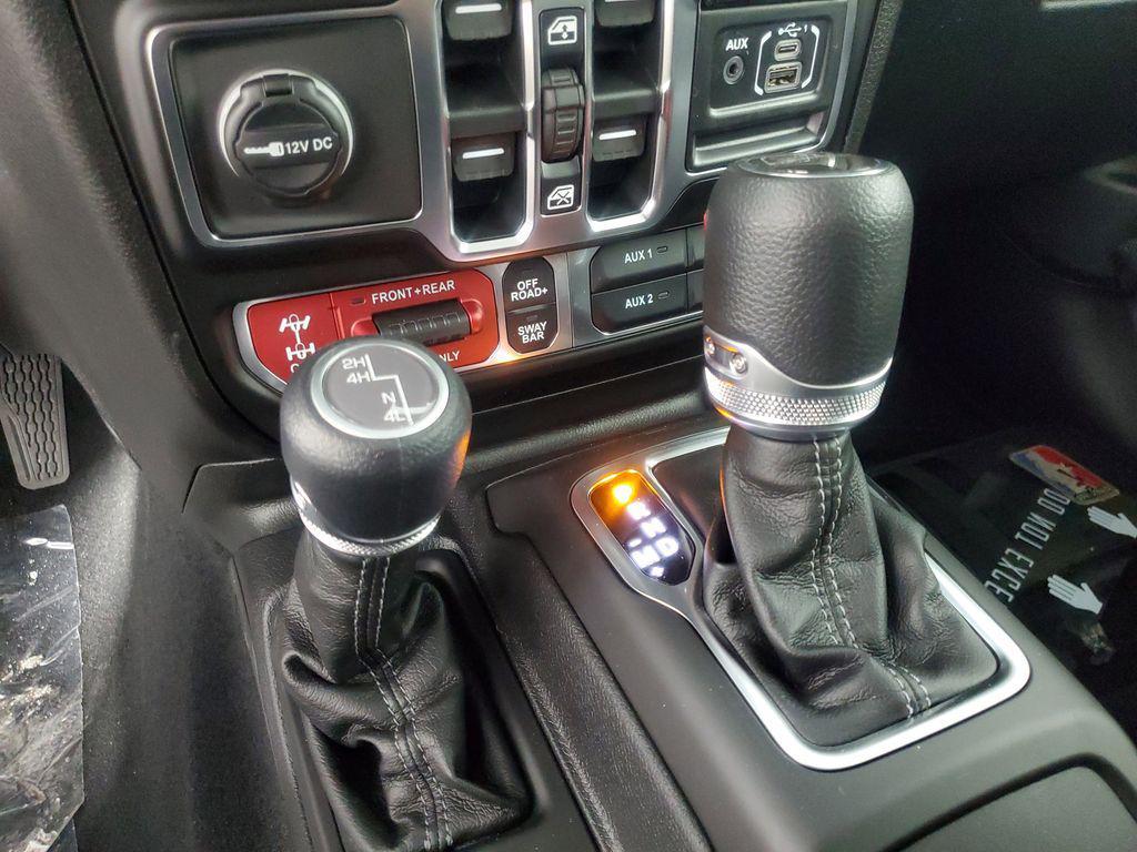 new 2026 Jeep Gladiator car, priced at $60,040