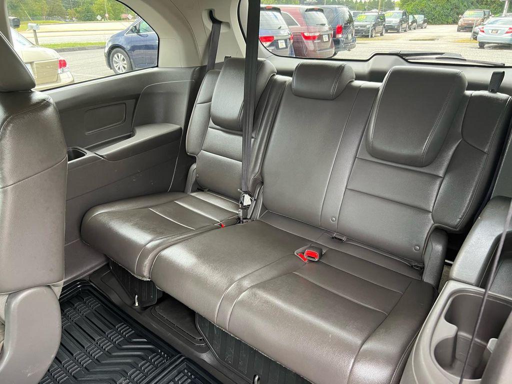 2011 Polished Metal Metallic Honda Odyssey
