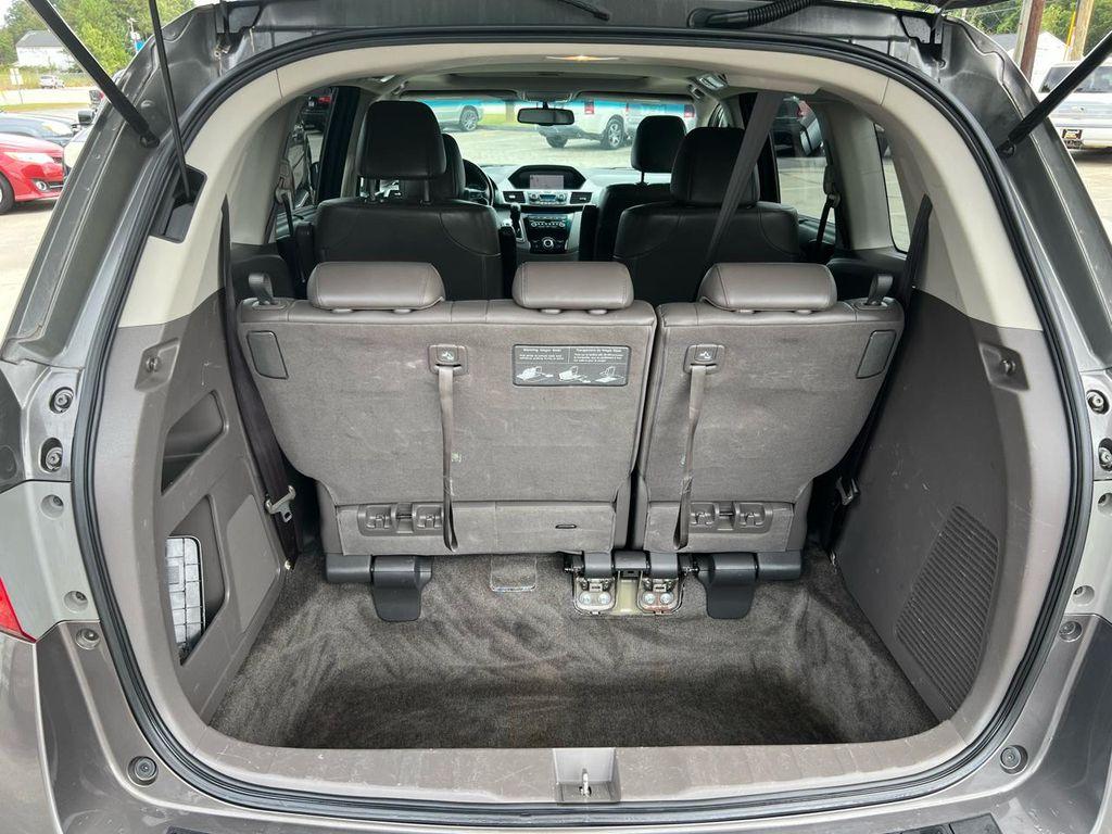 2011 Polished Metal Metallic Honda Odyssey