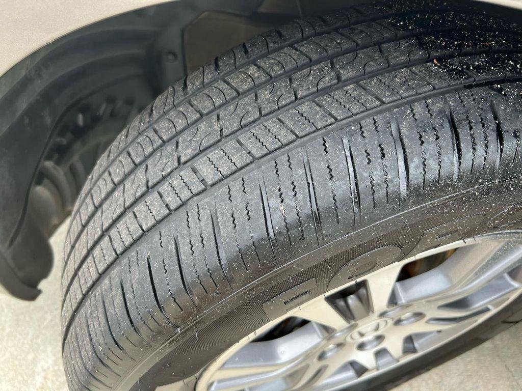 2011 Polished Metal Metallic Honda Odyssey