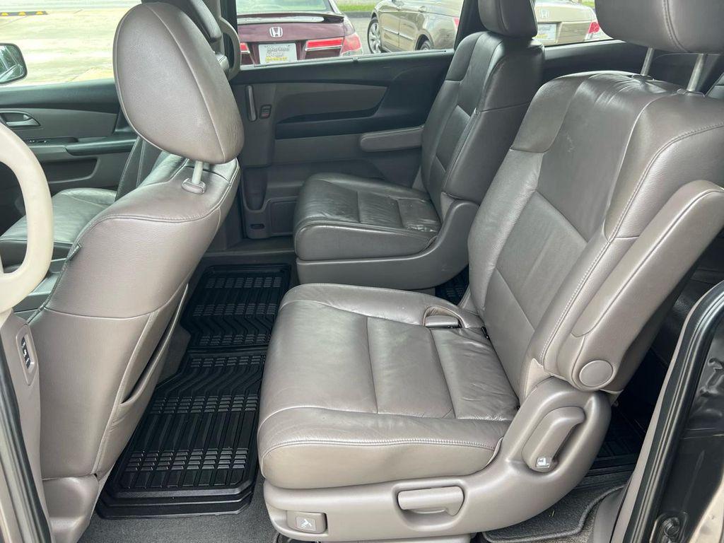2011 Polished Metal Metallic Honda Odyssey