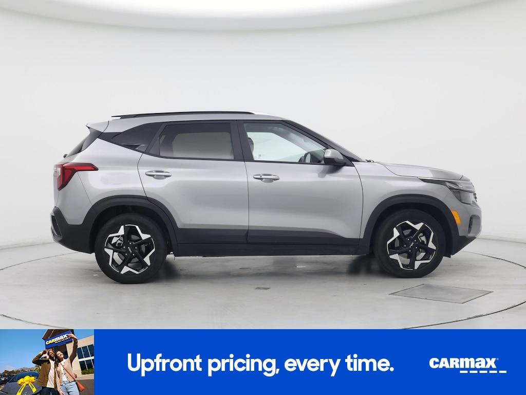 used 2025 Kia Seltos car, priced at $21,998