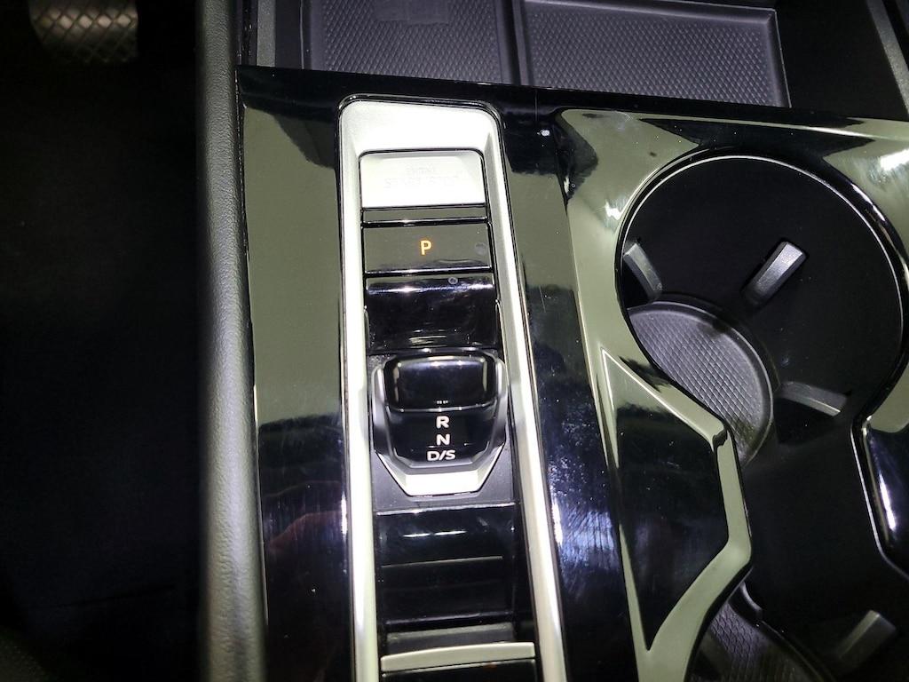 used 2024 Volkswagen Atlas car, priced at $26,998