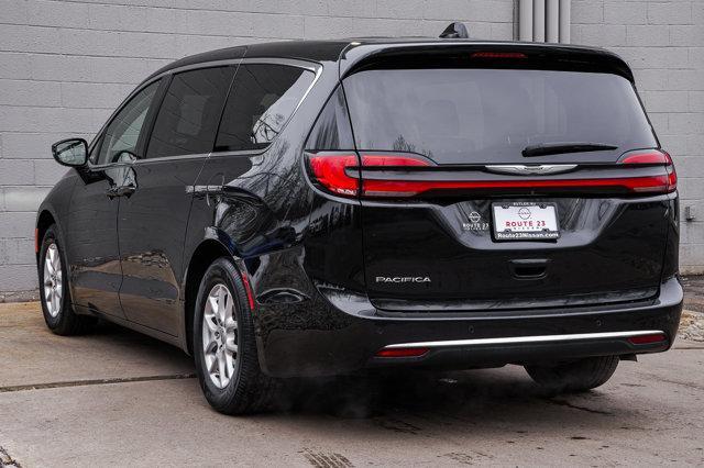 used 2024 Chrysler Pacifica car, priced at $23,588