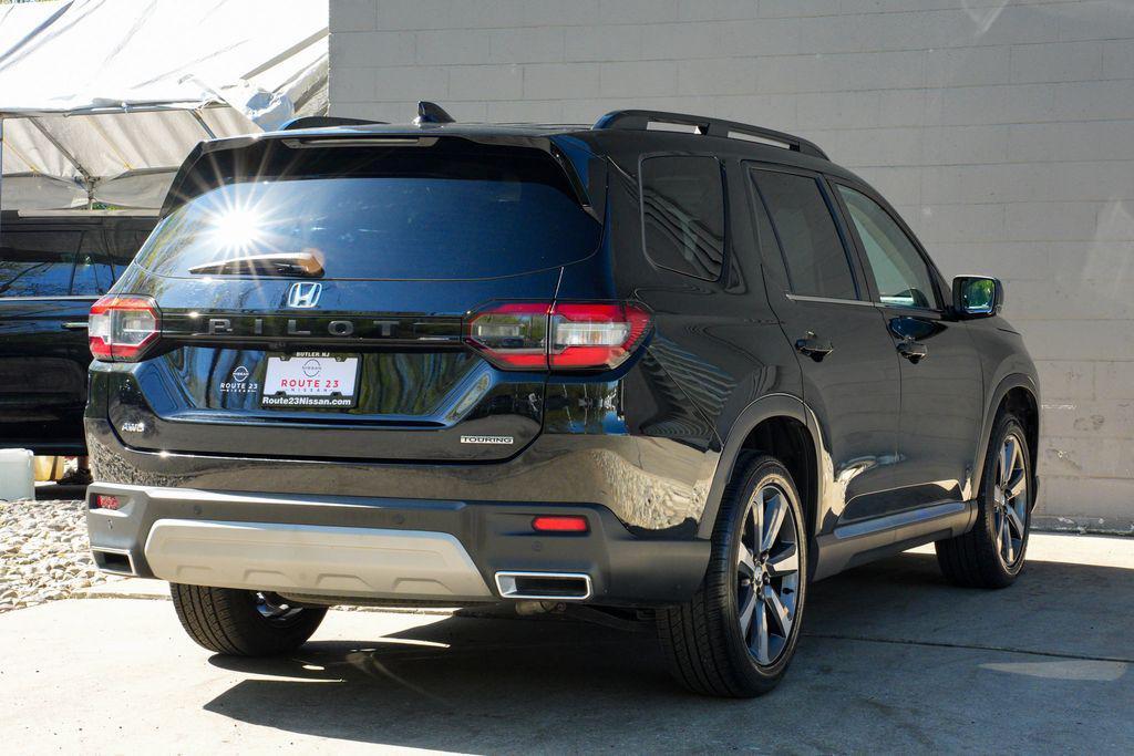 used 2023 Honda Pilot car, priced at $35,439