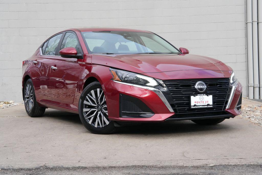 used 2023 Nissan Altima car, priced at $19,494