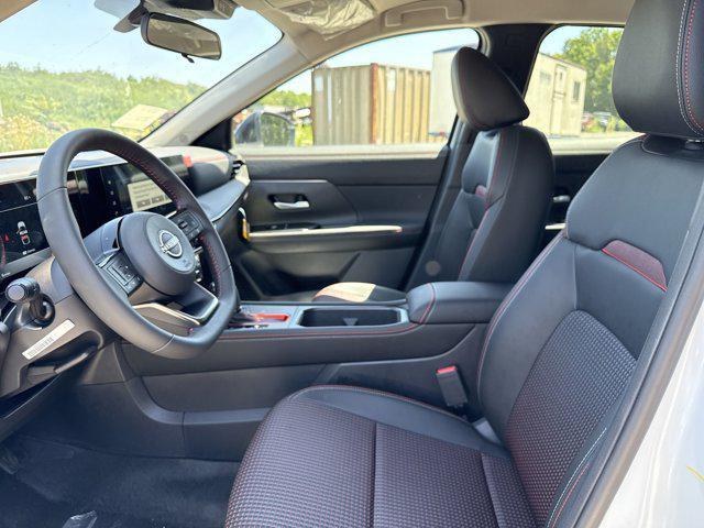 new 2025 Nissan Kicks car, priced at $28,258