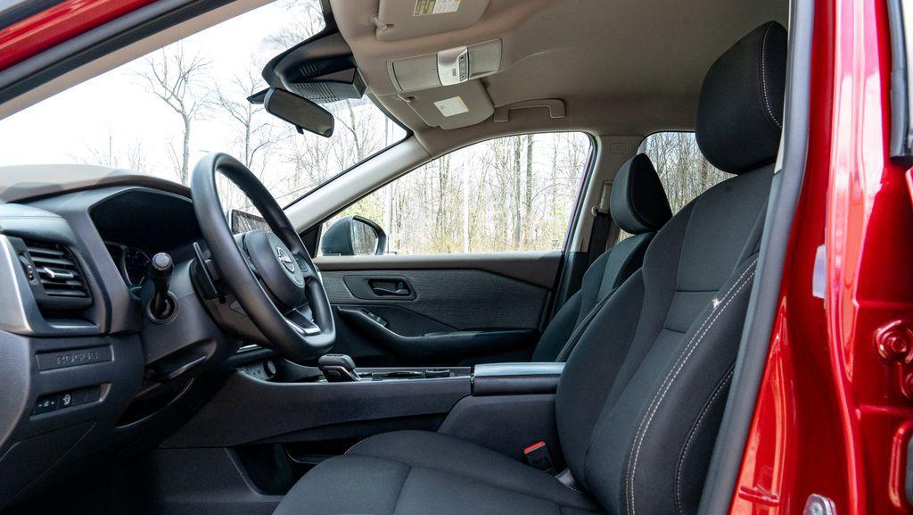 used 2023 Nissan Rogue car, priced at $18,989