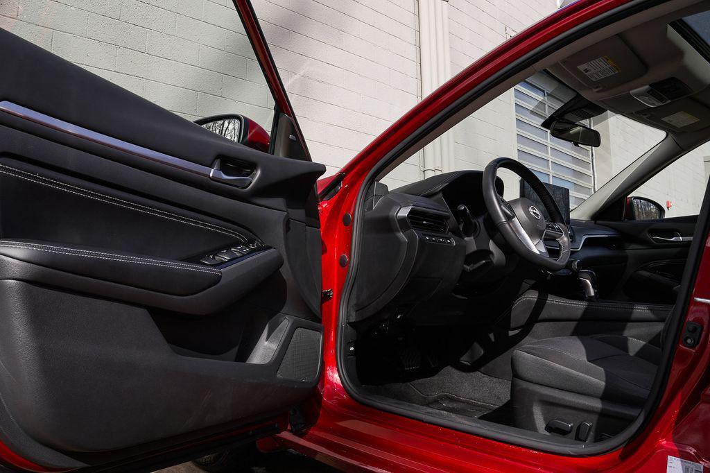 used 2023 Nissan Altima car, priced at $19,495