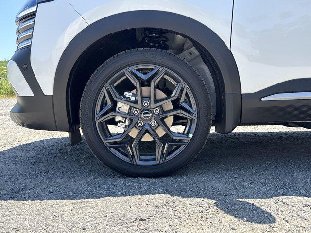 new 2025 Nissan Kicks car, priced at $30,648