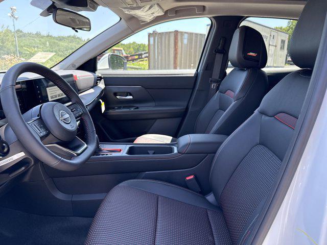 new 2025 Nissan Kicks car, priced at $30,648