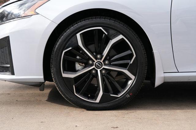 used 2023 Nissan Altima car, priced at $19,588