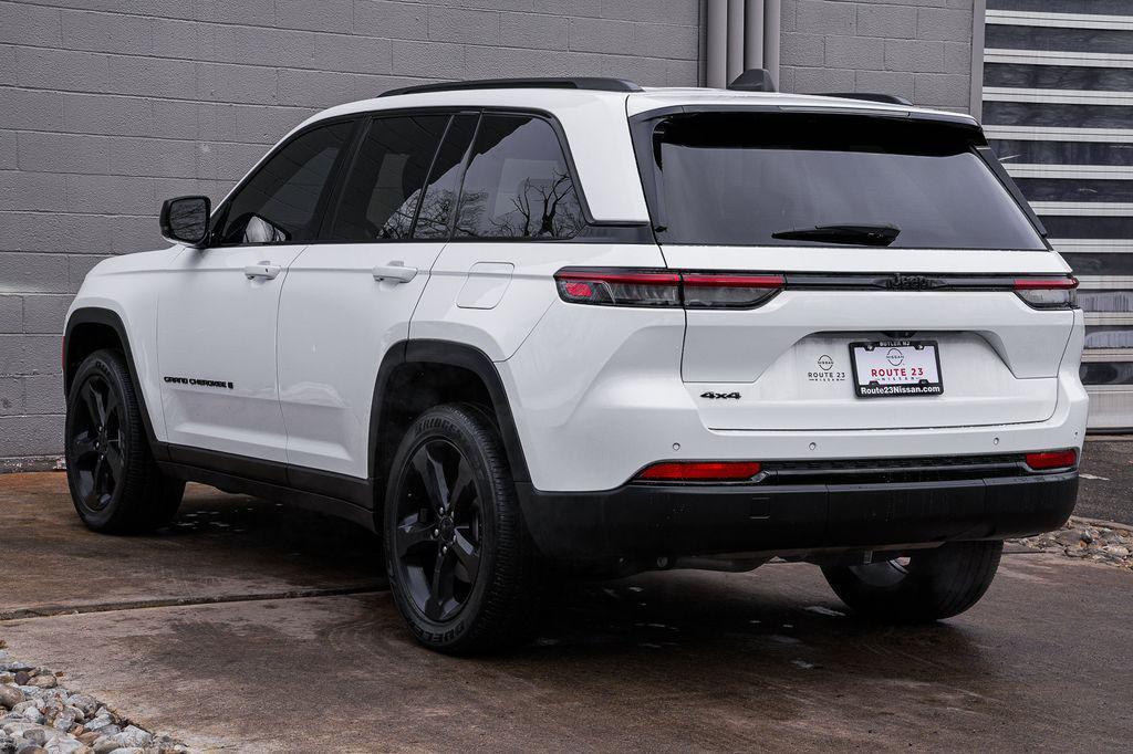 used 2023 Jeep Grand Cherokee car, priced at $27,666