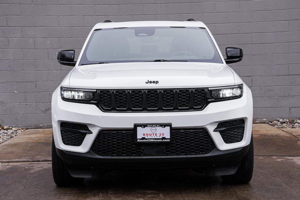 used 2023 Jeep Grand Cherokee car, priced at $27,666