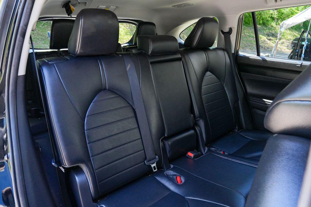 used 2020 Toyota Highlander car, priced at $24,883